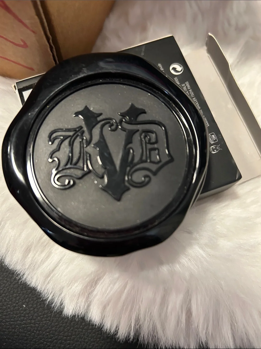 Kat Von D Black Lock-It Compact Powder Packaging